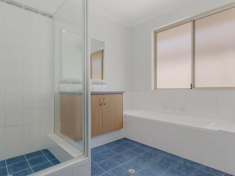 43 Abbeytown Circle, Waikiki WA 6169