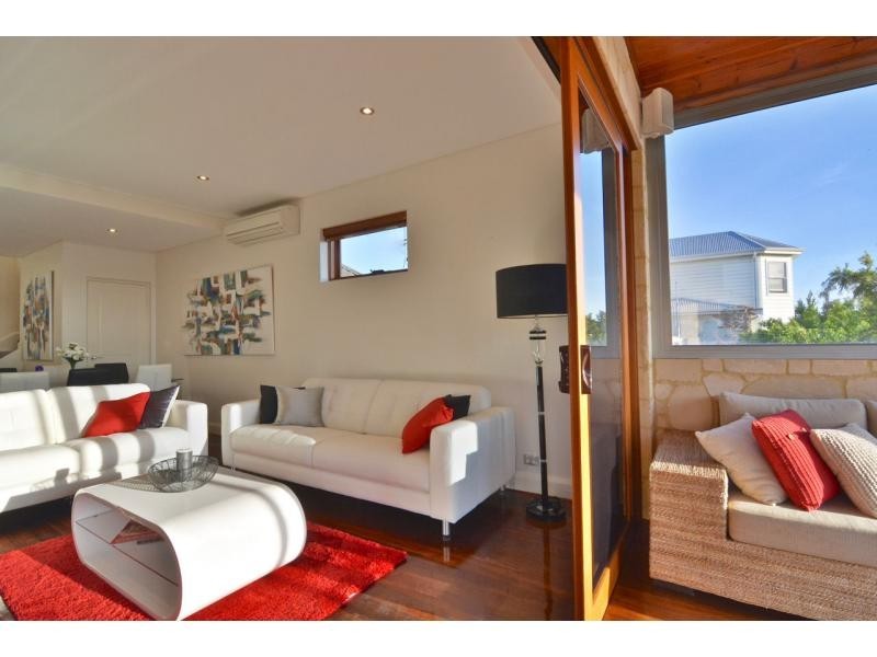 53 Solomon Street, Fremantle WA 6160