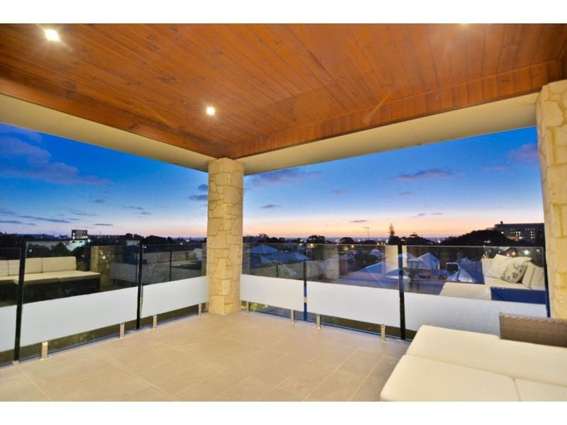 53 Solomon Street, Fremantle WA 6160