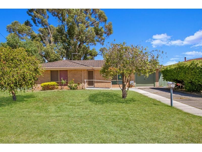 12 Mississippi Drive, Greenfields WA 6210