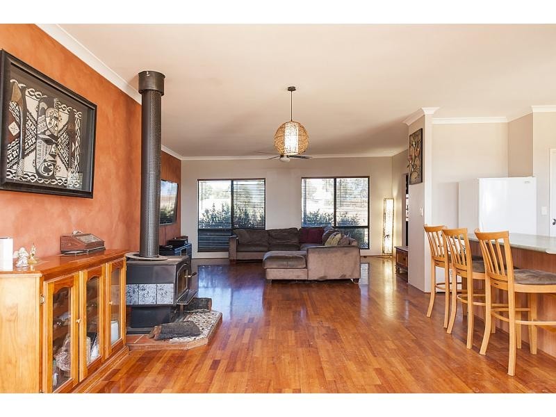 51 Gibbard Place, Bullsbrook WA 6084