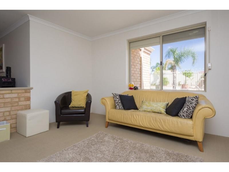 30 Heatherlea Parkway, Leeming WA 6149