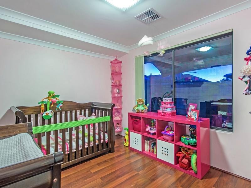 12 Lucky Bay Road, Secret Harbour WA 6173