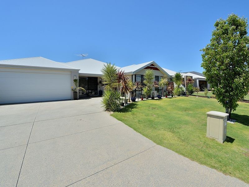 60 Still Meadow Turn, Meadow Springs WA 6210