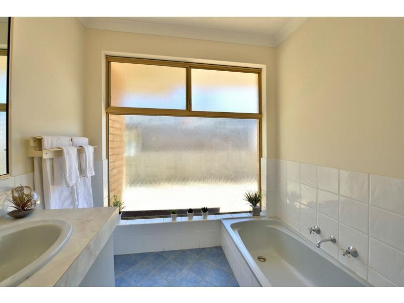 7 Crawford Street, Mandurah WA 6210