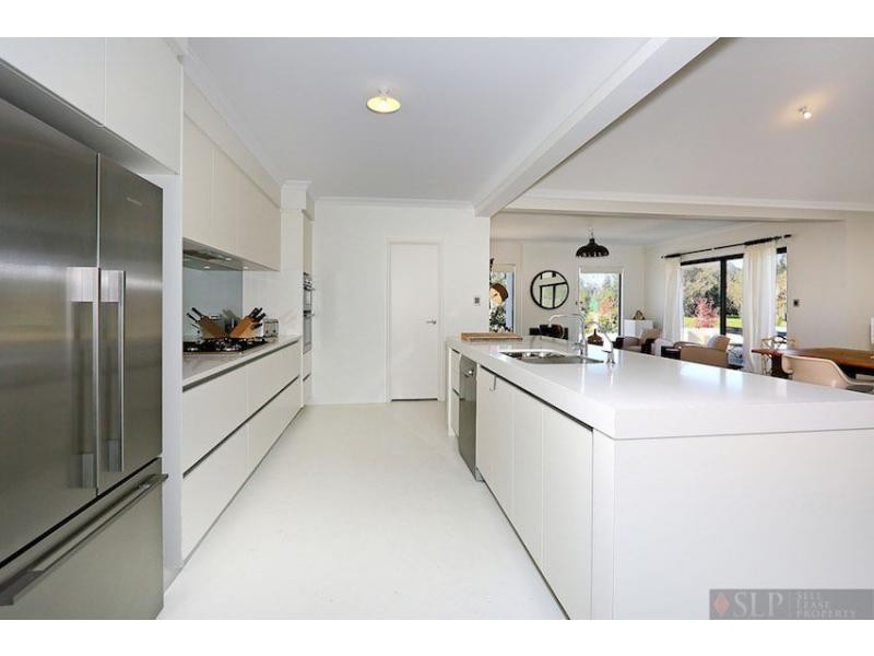 64 Thomasfield Place, Ravenswood WA 6208