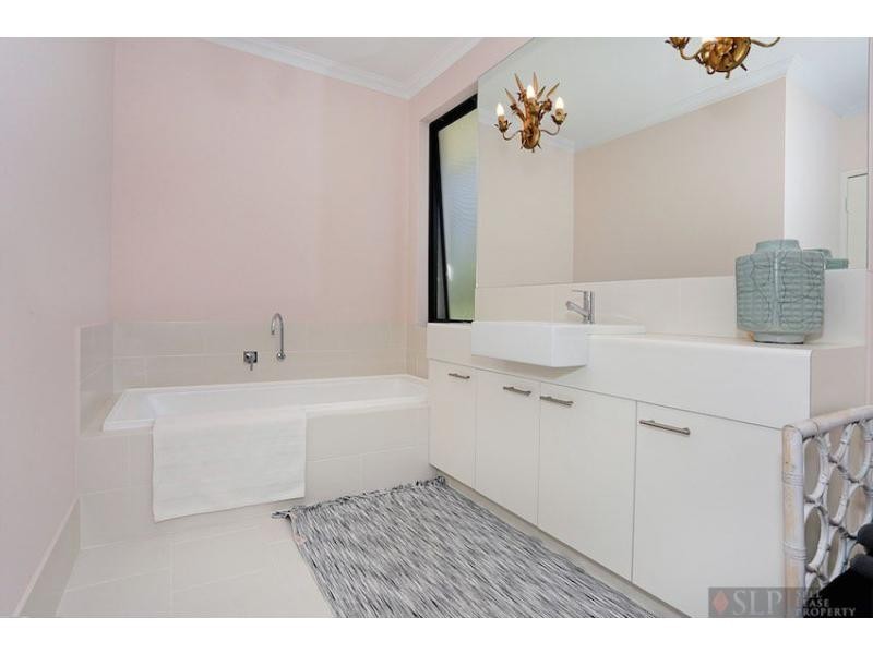64 Thomasfield Place, Ravenswood WA 6208