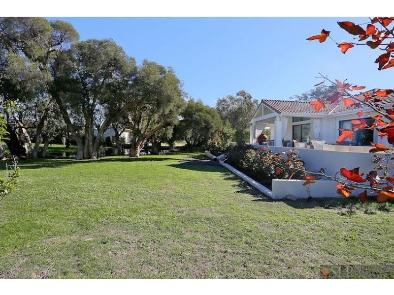 64 Thomasfield Place, Ravenswood WA 6208