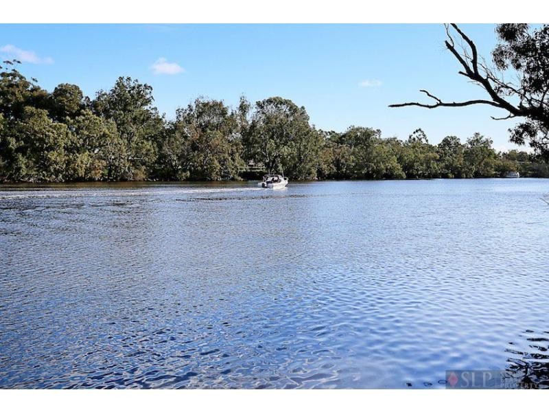 64 Thomasfield Place, Ravenswood WA 6208