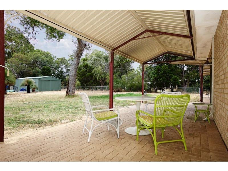 2 Woodsong Close, Falcon WA 6210