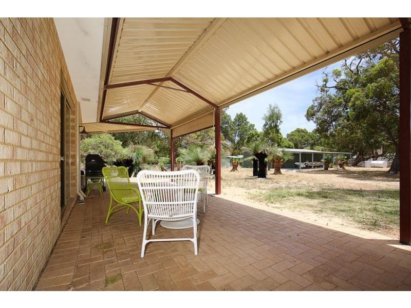 2 Woodsong Close, Falcon WA 6210
