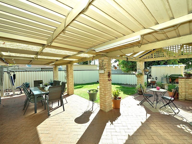 1 Newport Drive, Dudley Park WA 6210