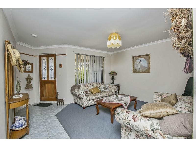 21 Fairmont Place, Currambine WA 6028