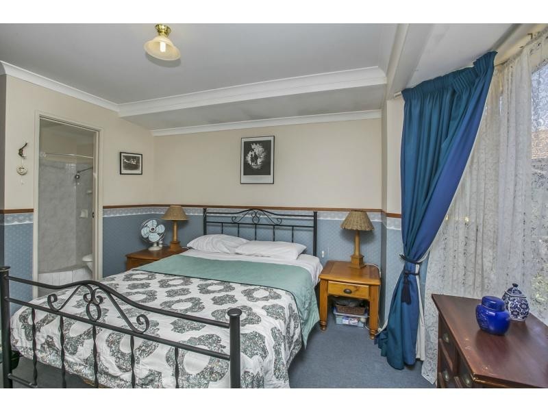 21 Fairmont Place, Currambine WA 6028