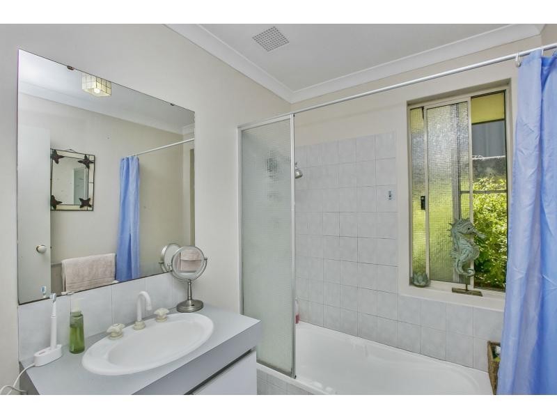 21 Fairmont Place, Currambine WA 6028