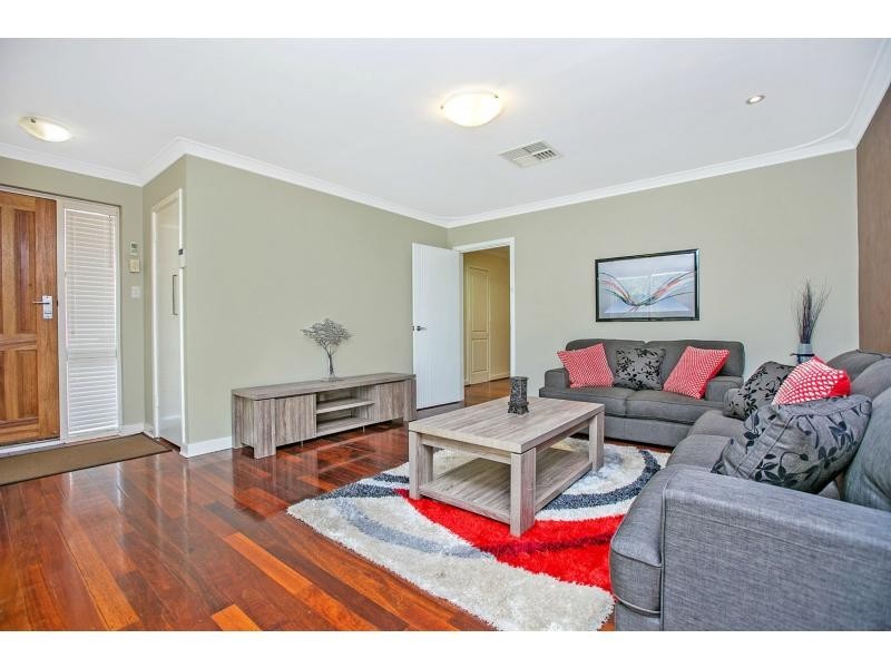 4 Patterson Place, Myaree WA 6154