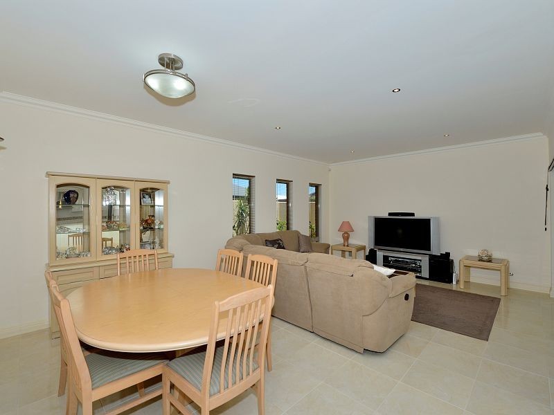 6 Len Howard Drive, Erskine WA 6210