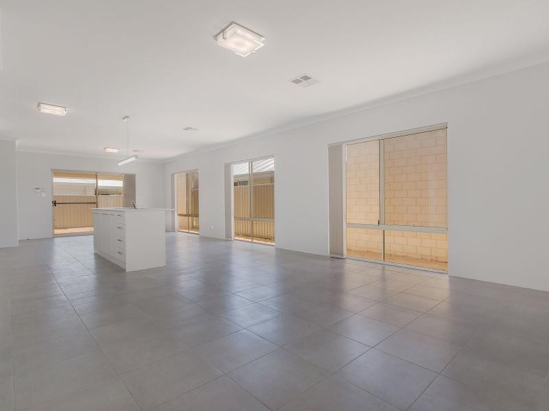 150 Inlet Boulevard, South Yunderup WA 6208