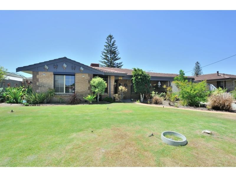 5 Thetis Place, Cooloongup WA 6168