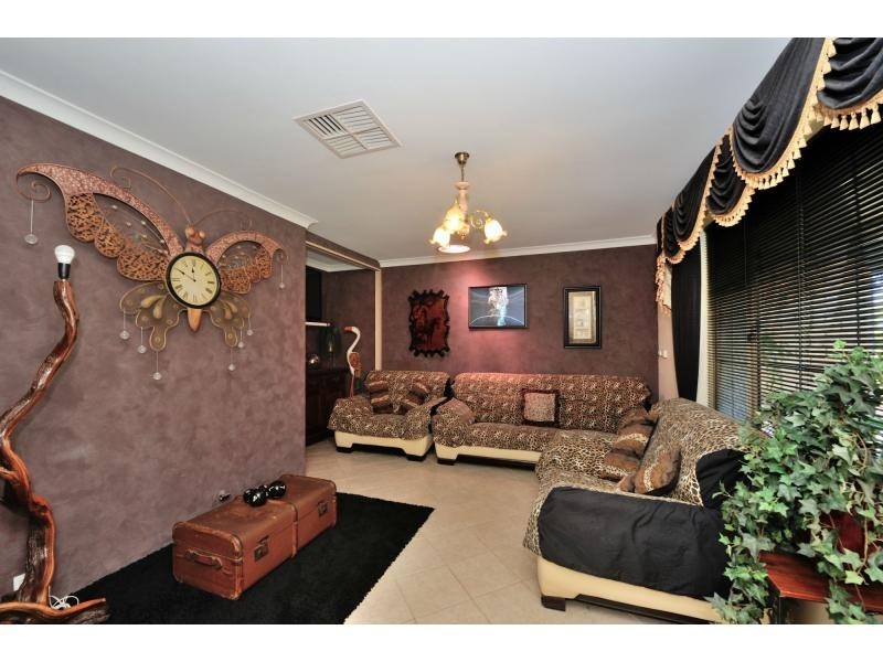 5 Thetis Place, Cooloongup WA 6168