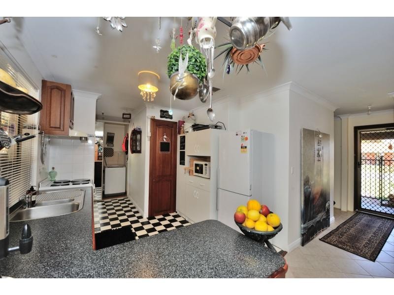 5 Thetis Place, Cooloongup WA 6168