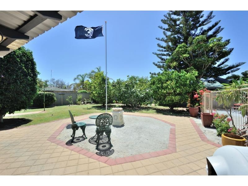 5 Thetis Place, Cooloongup WA 6168