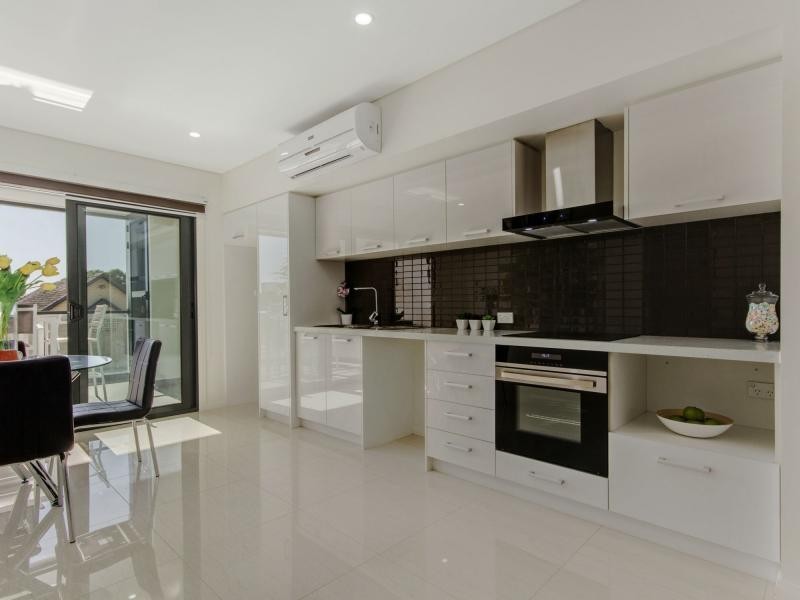 1556 Wanliss Street, Rockingham WA 6168