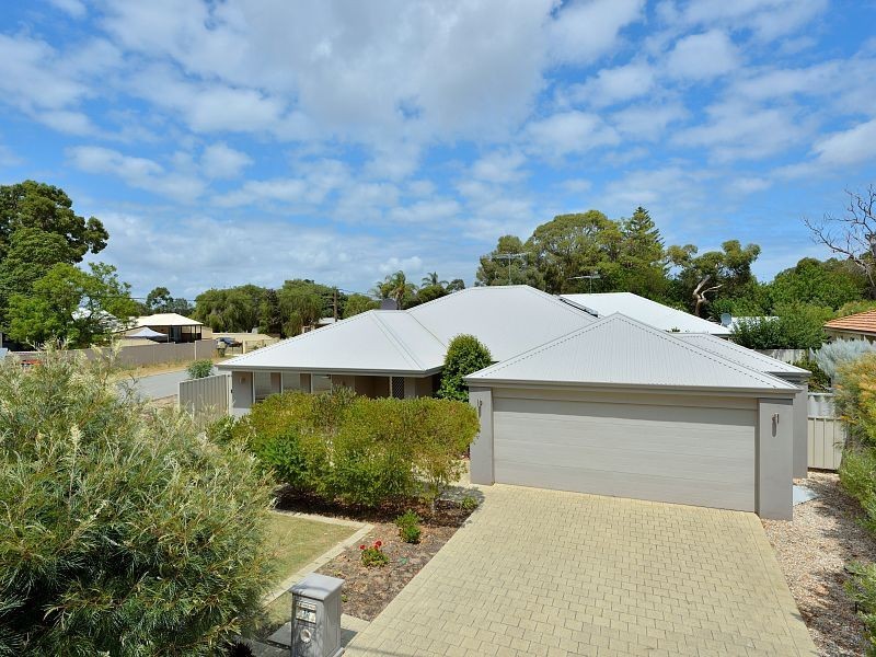 15 Beacham Street, Coodanup WA 6210