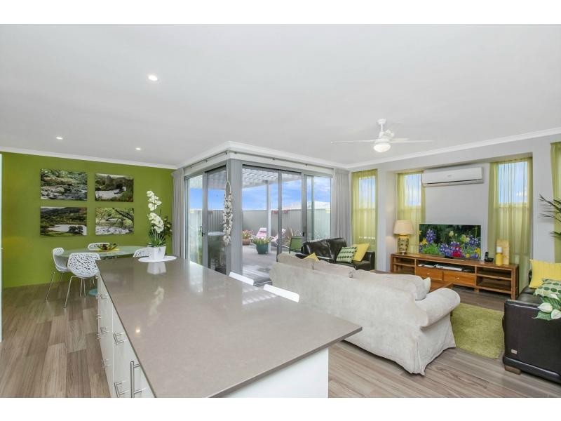 7 Ecru Street, Eglinton WA 6034