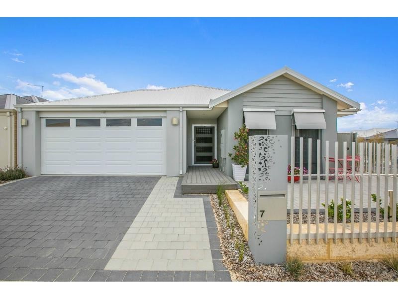 7 Ecru Street, Eglinton WA 6034