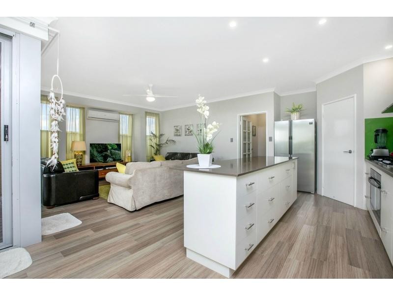 7 Ecru Street, Eglinton WA 6034