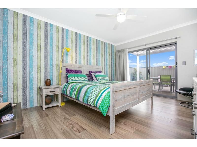 7 Ecru Street, Eglinton WA 6034