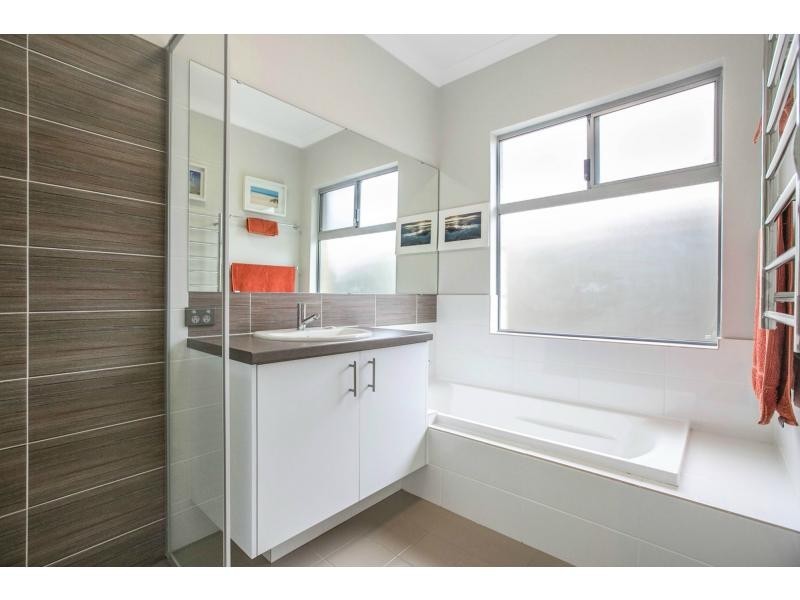 7 Ecru Street, Eglinton WA 6034