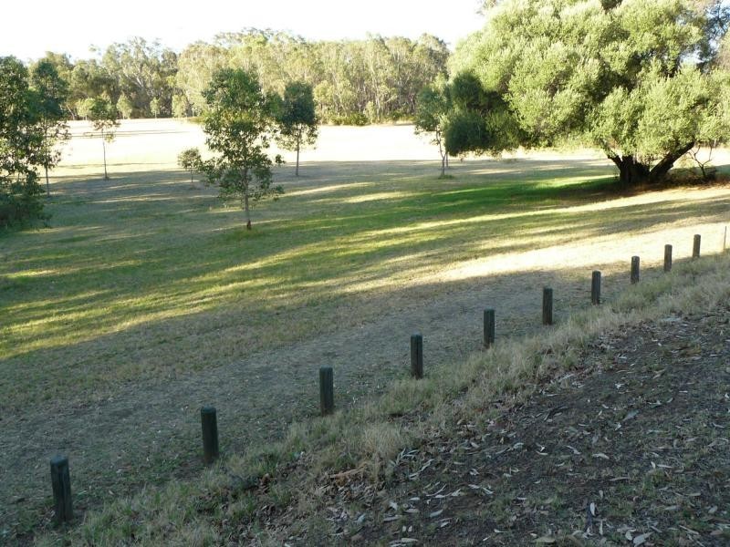 24 Winston Crescent, Viveash WA 6056