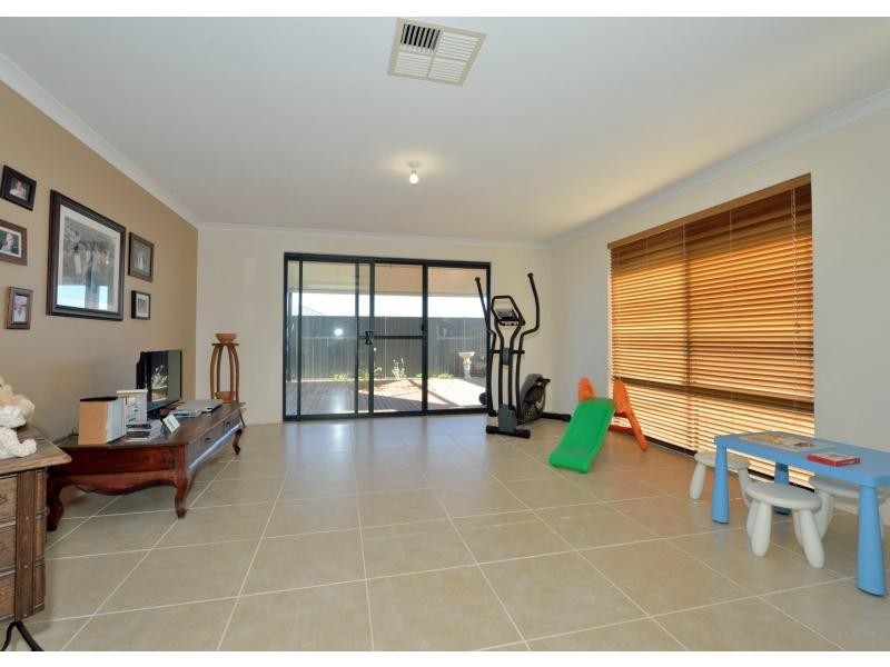 62 Lemon Gum Drive, Baldivis WA 6171