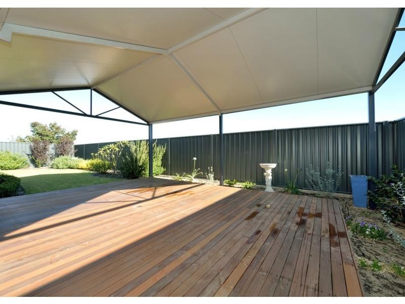 62 Lemon Gum Drive, Baldivis WA 6171