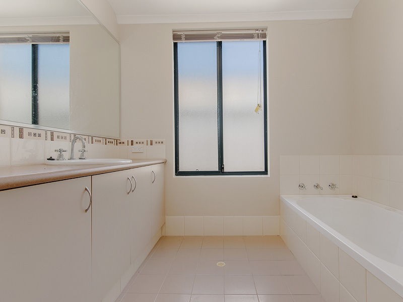 98 Rae Road, Shoalwater WA 6169