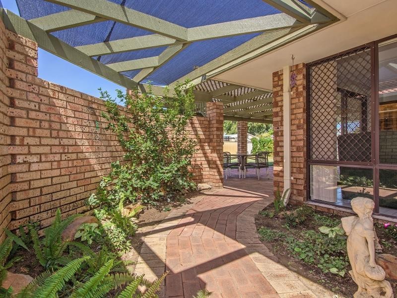 101 Seabrooke Avenue, Rockingham WA 6168