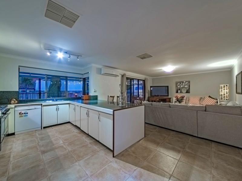 40 Wentletrap Way, Mullaloo WA 6027