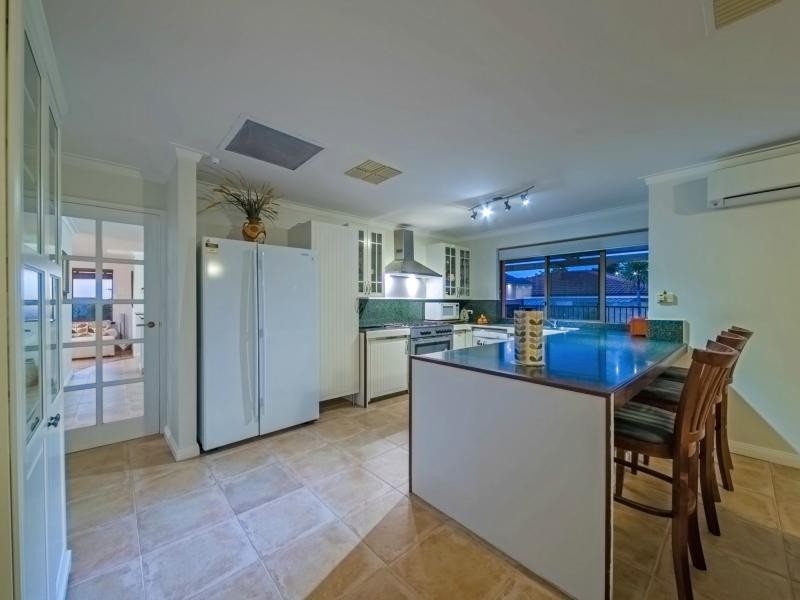 40 Wentletrap Way, Mullaloo WA 6027