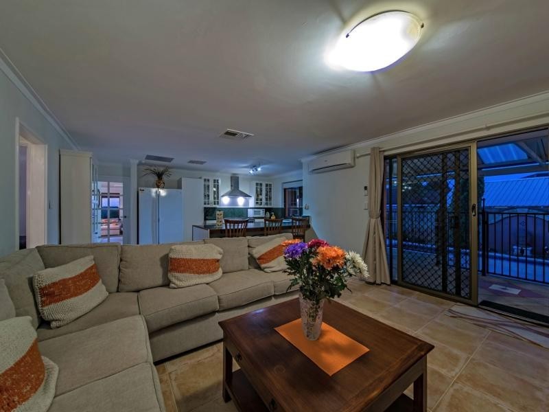 40 Wentletrap Way, Mullaloo WA 6027