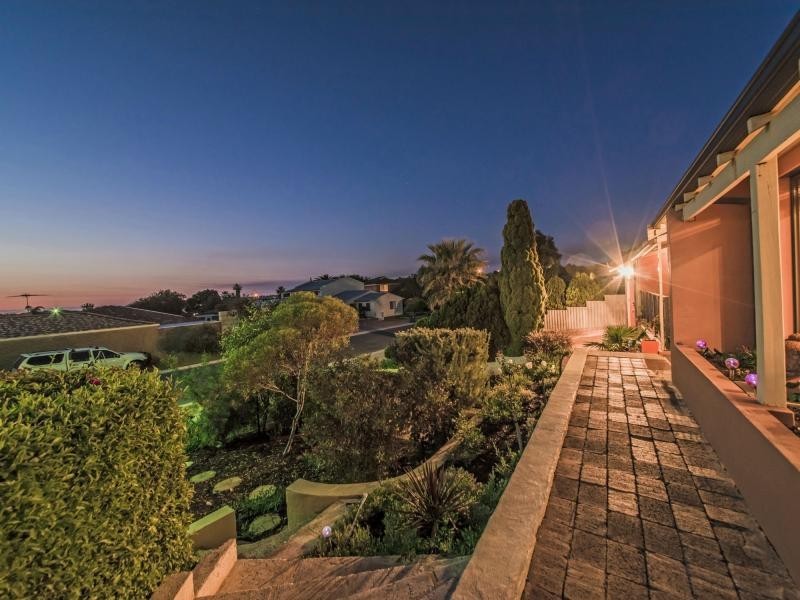 40 Wentletrap Way, Mullaloo WA 6027