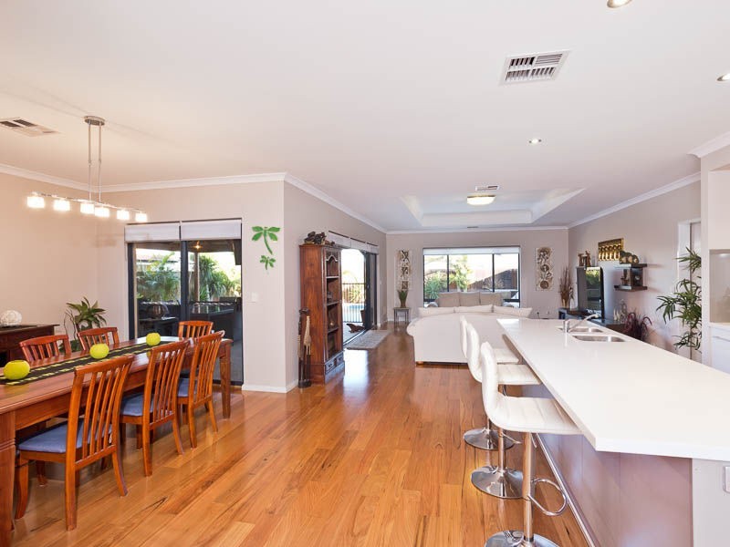 13 Sinagra Way, Yangebup WA 6164