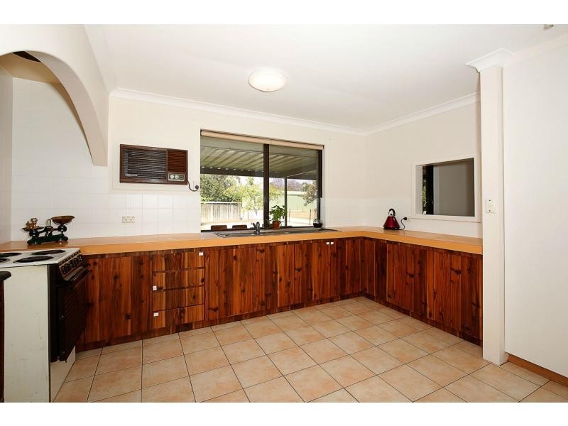 828 Pinjarra Road, Furnissdale WA 6209