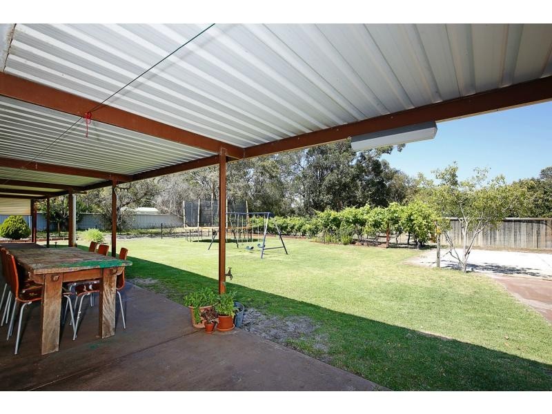 828 Pinjarra Road, Furnissdale WA 6209