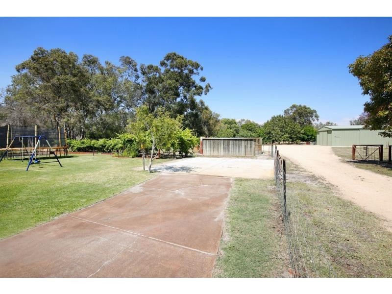 828 Pinjarra Road, Furnissdale WA 6209