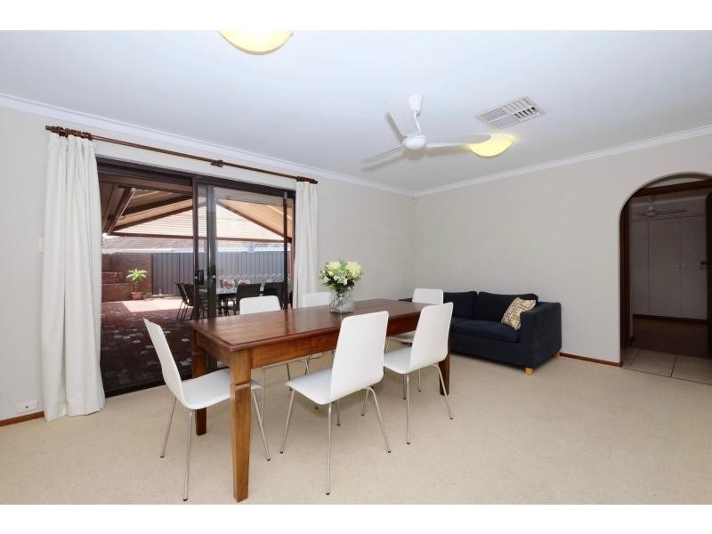 25 Hassell Crescent, Bull Creek WA 6149