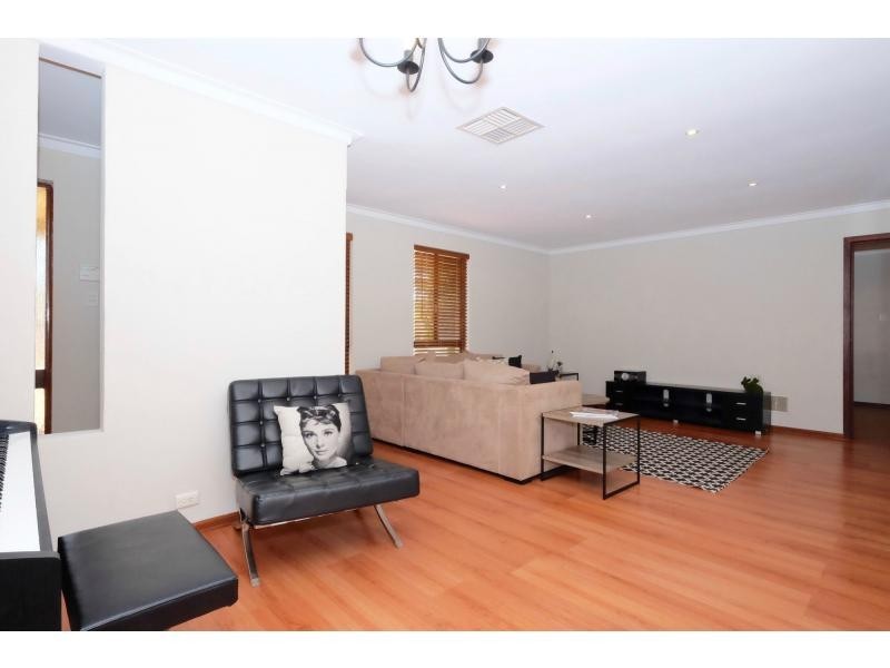 25 Hassell Crescent, Bull Creek WA 6149