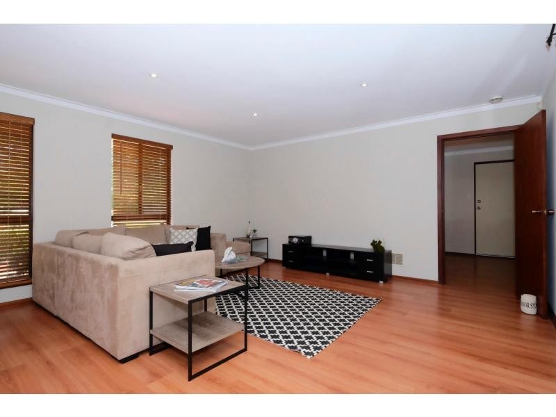 25 Hassell Crescent, Bull Creek WA 6149