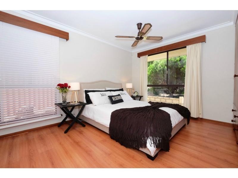25 Hassell Crescent, Bull Creek WA 6149
